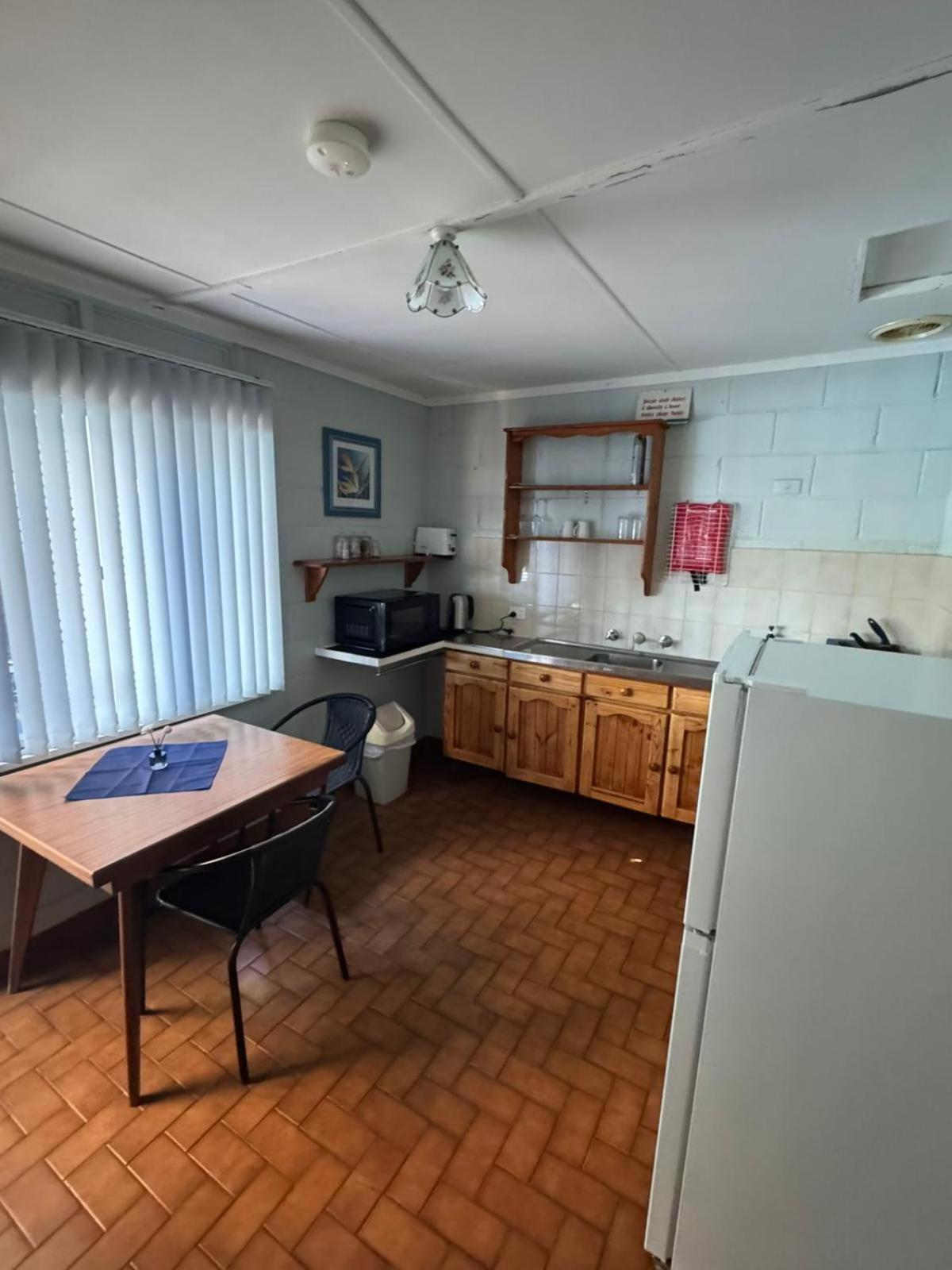 Pelican Point Waterfront Resort Formerly Carnarvon Beach Retreat エクステリア 写真