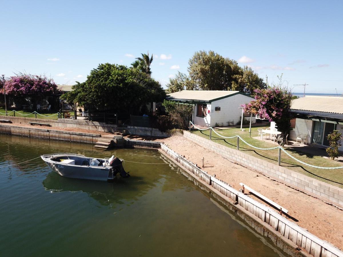 Pelican Point Waterfront Resort Formerly Carnarvon Beach Retreat エクステリア 写真