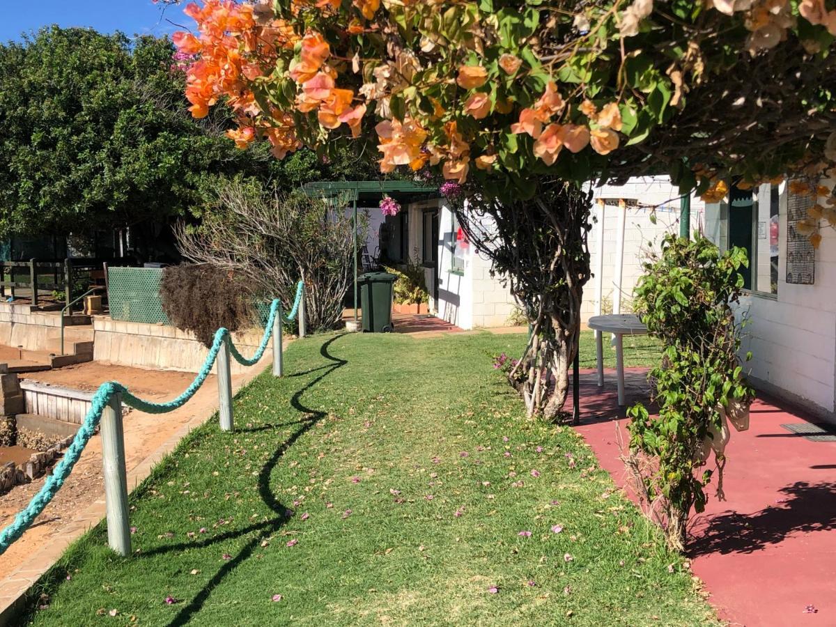 Pelican Point Waterfront Resort Formerly Carnarvon Beach Retreat エクステリア 写真